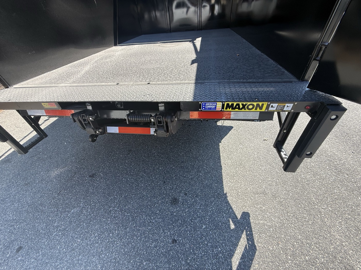 Close up of the Maxon tuckunder liftgate platform